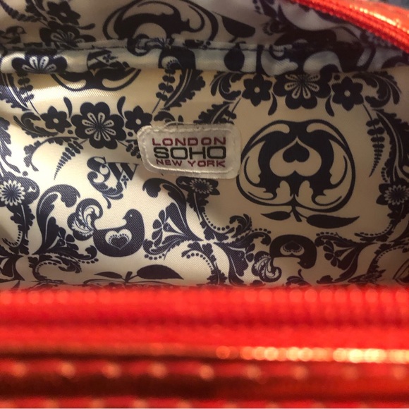 Soho Snow White Disney Purse Makeup Bag - Picture 6 of 7